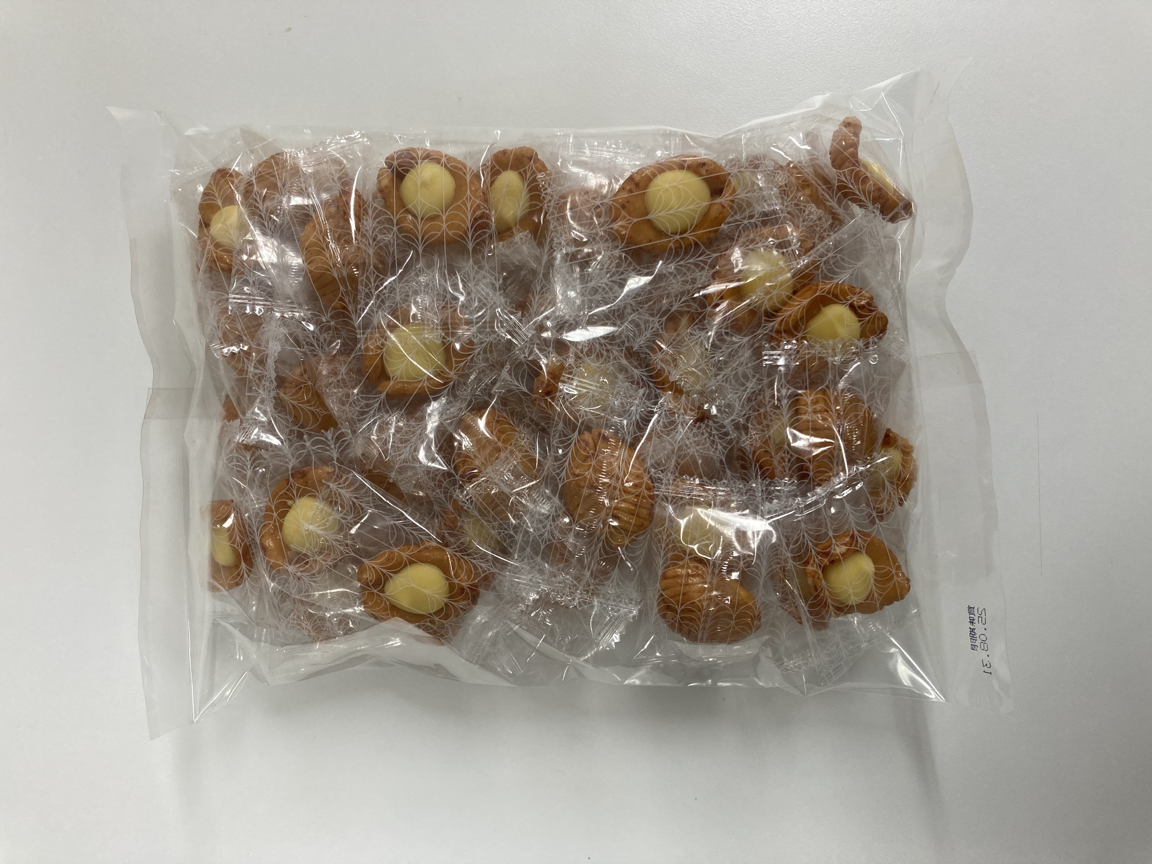 ■アナラボ■　国産うるち米と北海道産チーズを使用！カマンベールチーズクリームのリーフあられ285g